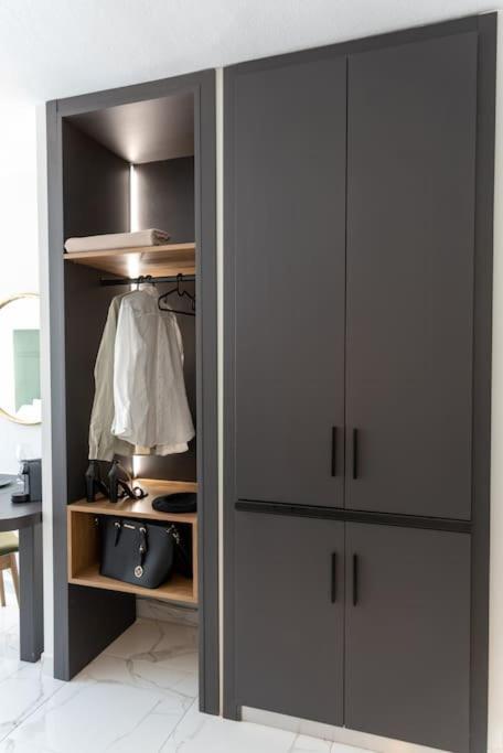 Mg Sapphire Junior Premium Suite Thessalonique Extérieur photo